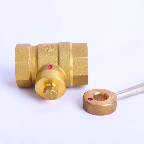 內(nèi)三角熱力表前磁性鎖閉閥 地暖系統(tǒng)的安全守護(hù)者